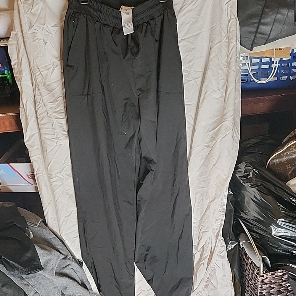 Zac & Rachel Black Sweatpants with Relaxed Fit